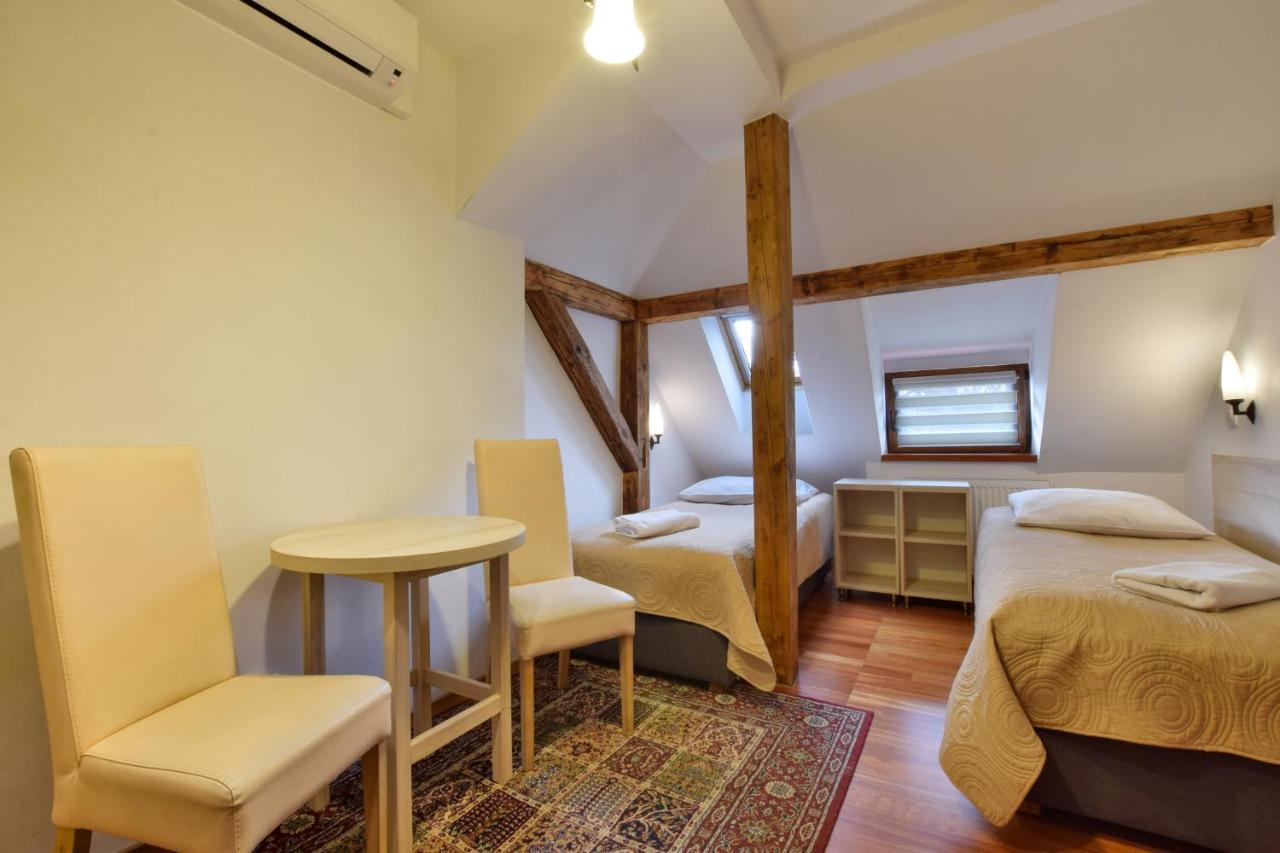 Willa Pod Gwiazdami & Spa Kudowa-Zdrój Exterior foto